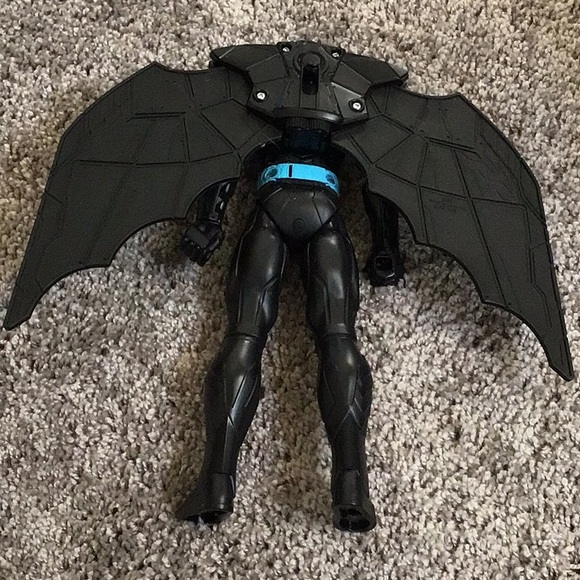 Talking DC Comics Batman Bat-Tech 12" Deluxe Action Figure with Expanding Wings - Picture 2 of 3